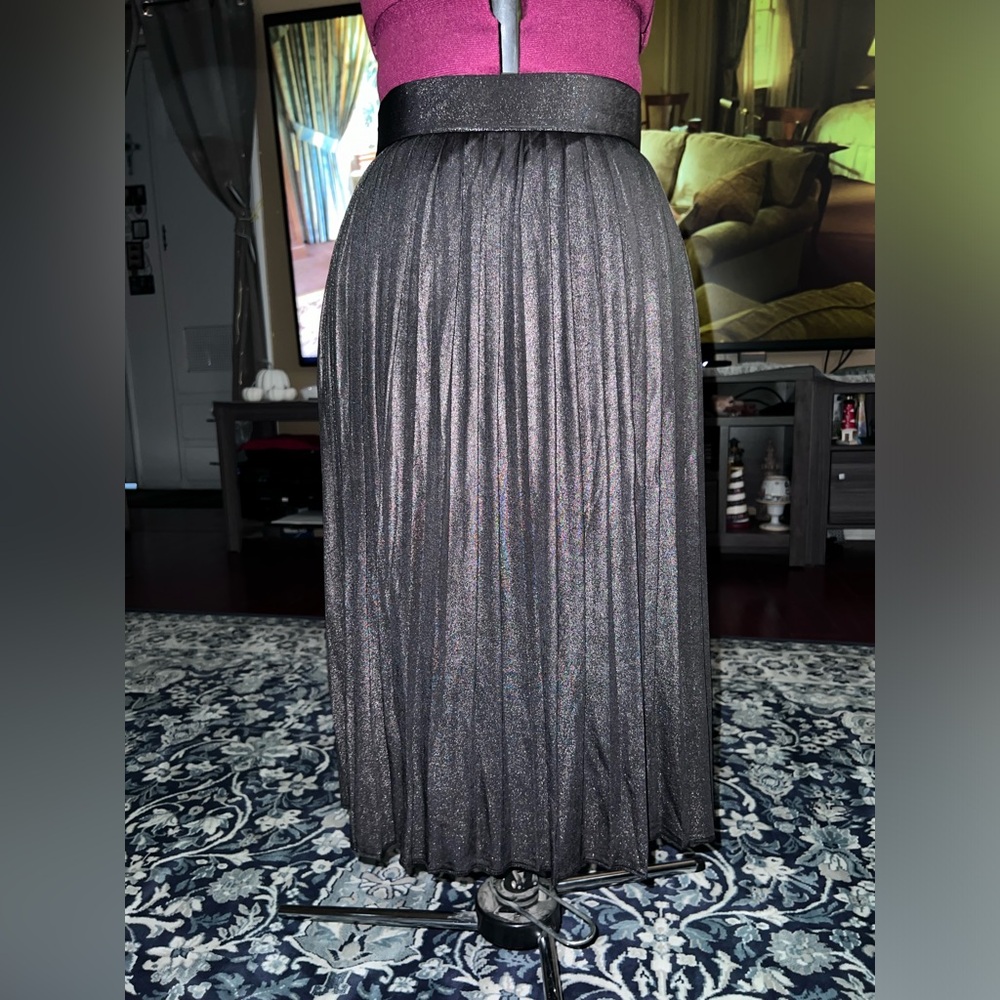 NWT Copper/Rose Gold Metallic Shimmer Pleated Midi Skirt